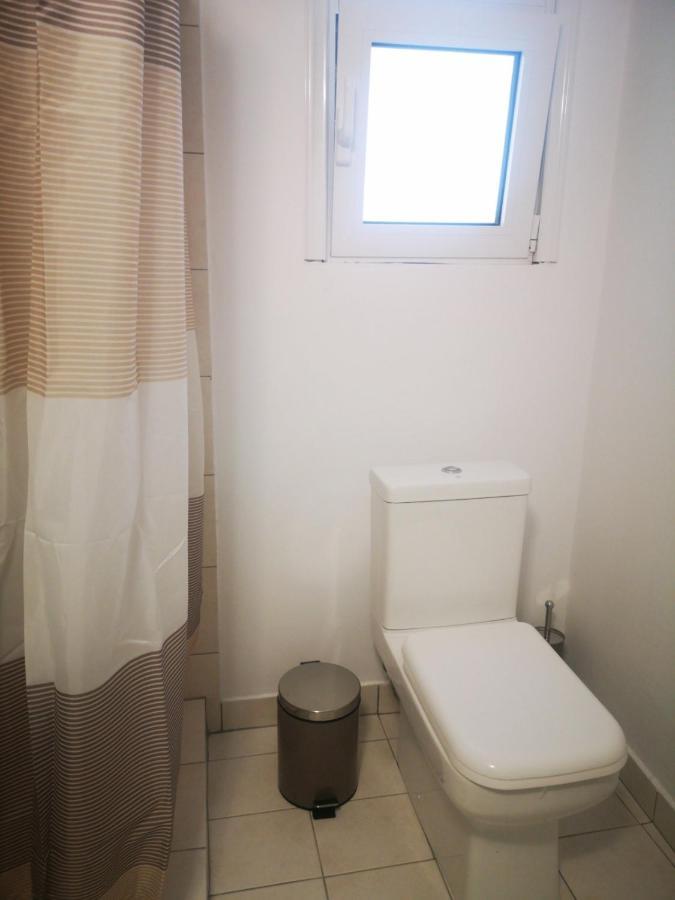 Explore Greece From Colorful City Centre Apartment Халкис Екстериор снимка