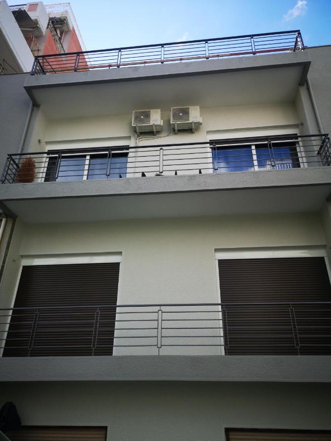 Explore Greece From Colorful City Centre Apartment Халкис Екстериор снимка